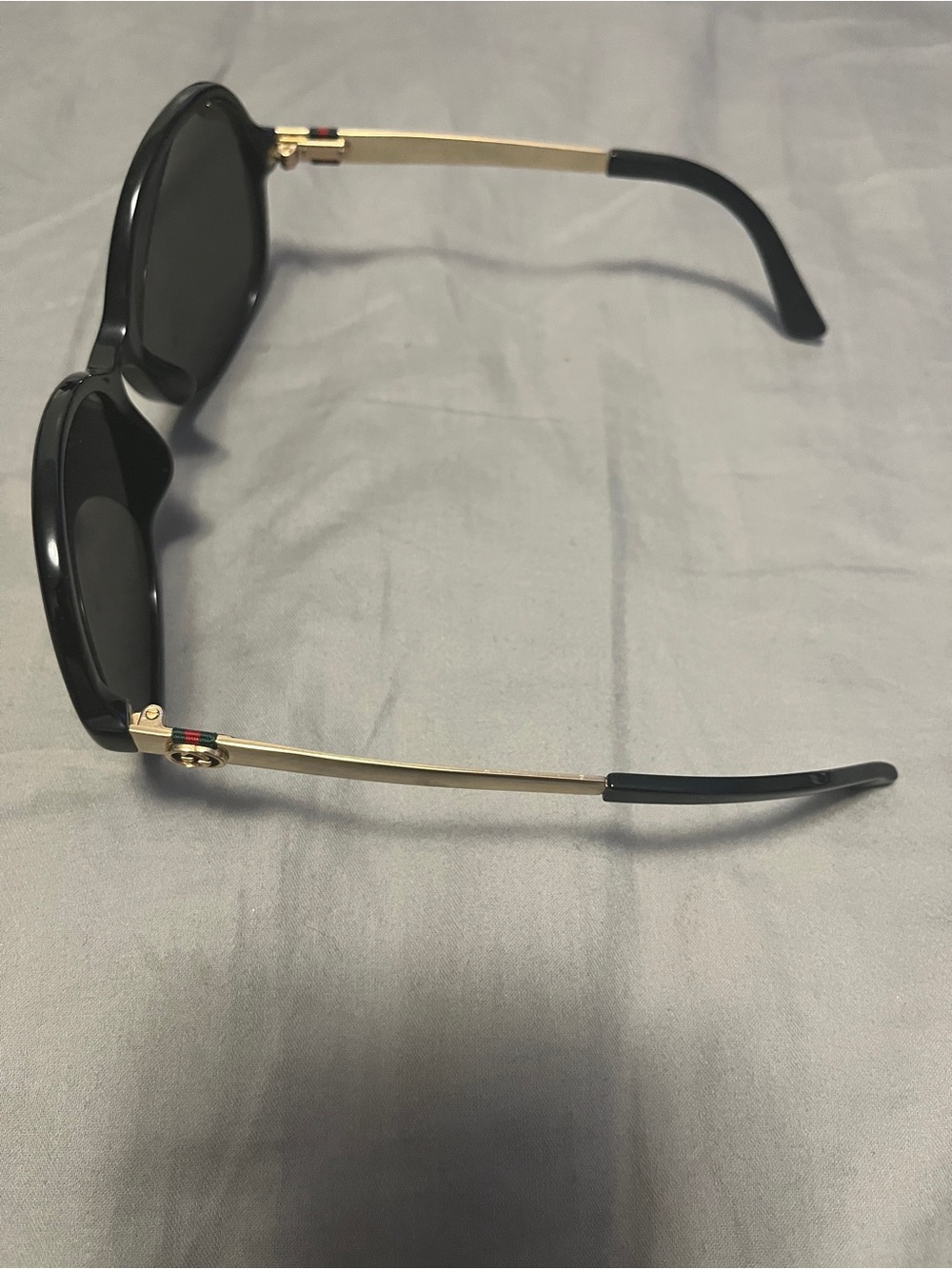 Gucci Black Women's Oversized Sunglasses - Picture 4 of 7